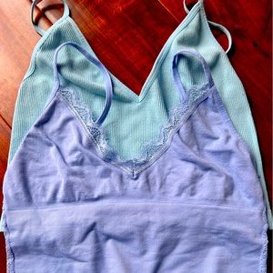🌻TWO unpadded bralettes/crop tops. No tags but fit like XS-S🌻